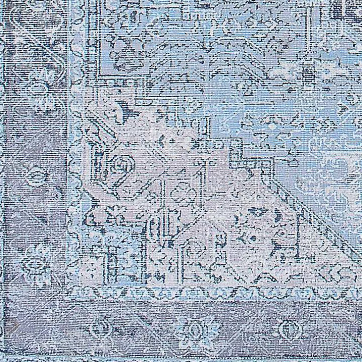 Amelie Silver Blue Classic Washable Area Rug, 5x7