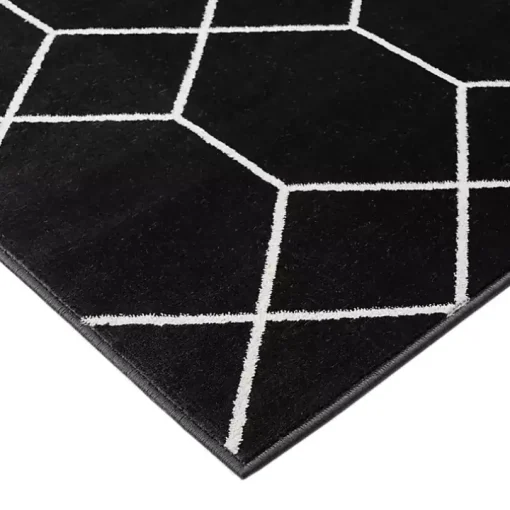Black and White Trellis Woven Area Rug, 8x10