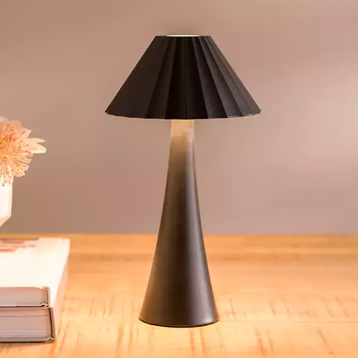 Black Metal Ribbed Rechargeable Touch Lamp