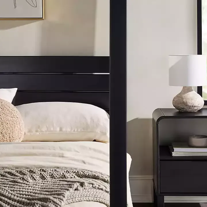 Black Wood Canopy Full Bed