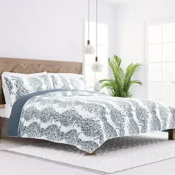 Blue Damask Reversible 3-pc. Queen Quilt Set