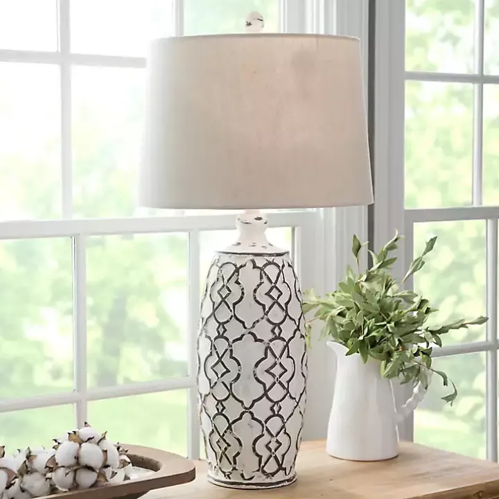 Distressed Cream Lilly Table Lamp