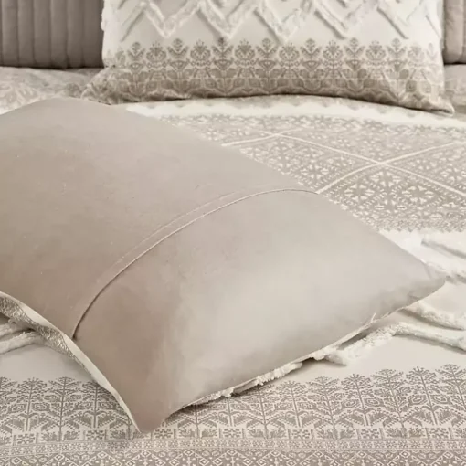 Gray and White 3-pc. Full/Queen Duvet Set