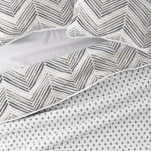 Gray Chevron Reversible 3-pc. King Quilt Set