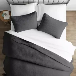 Gray Herring 3-pc. Queen Quilted Coverlet Set