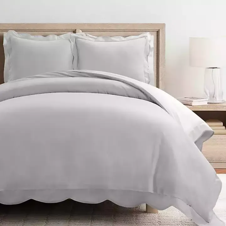 Gray Scallop Edge 3-pc. Full/Queen Duvet Cover Set