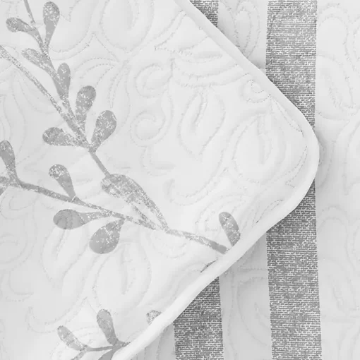 Gray Vines Reversible 3-pc. King Quilt Set
