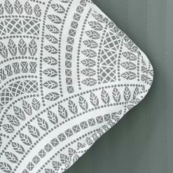 Green Scalloped Reversible 3-pc. Queen Quilt Set