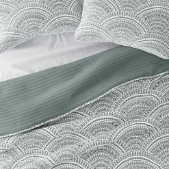 Green Scalloped Reversible 3-pc. Queen Quilt Set