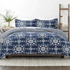 Navy Daisy Medallion Queen 3-pc. Comforter Set