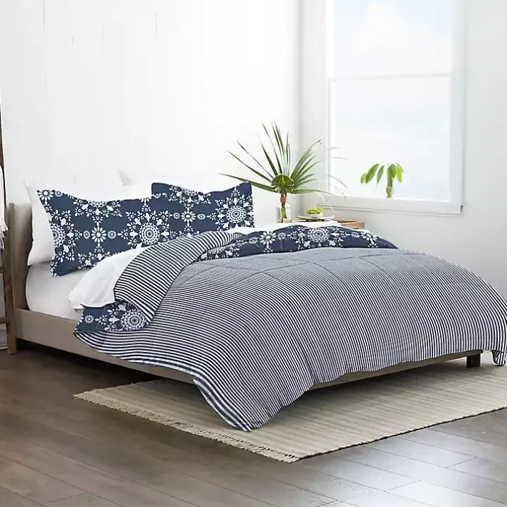 Navy Daisy Medallion Twin 3-pc. Comforter Set