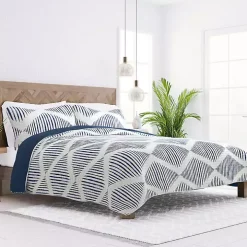 Navy Diamond Line Reversible 3-pc. King Quilt Set