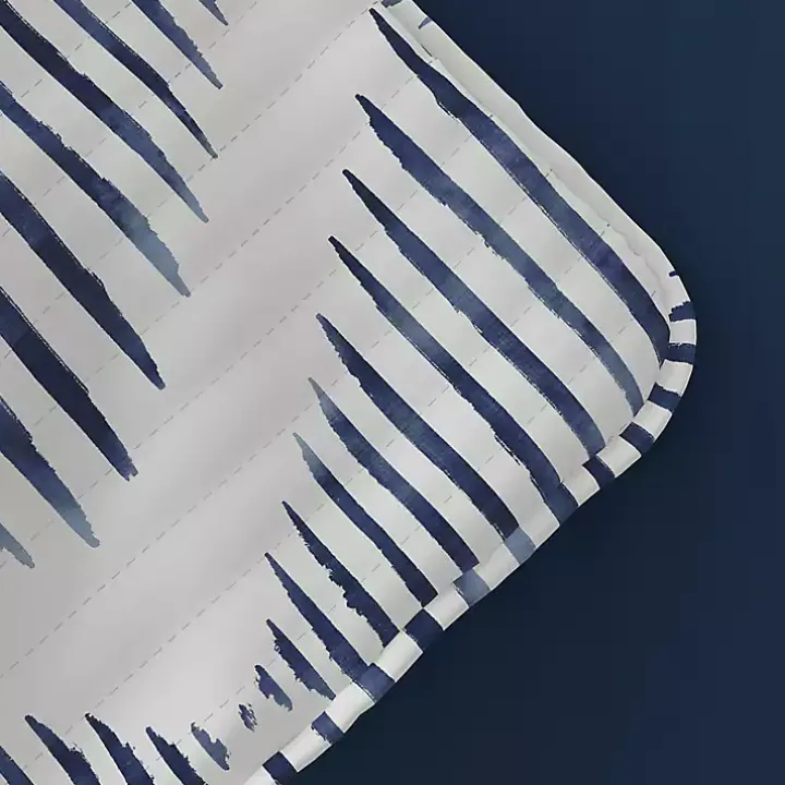 Navy Diamond Line Reversible 3-pc. Queen Quilt Set