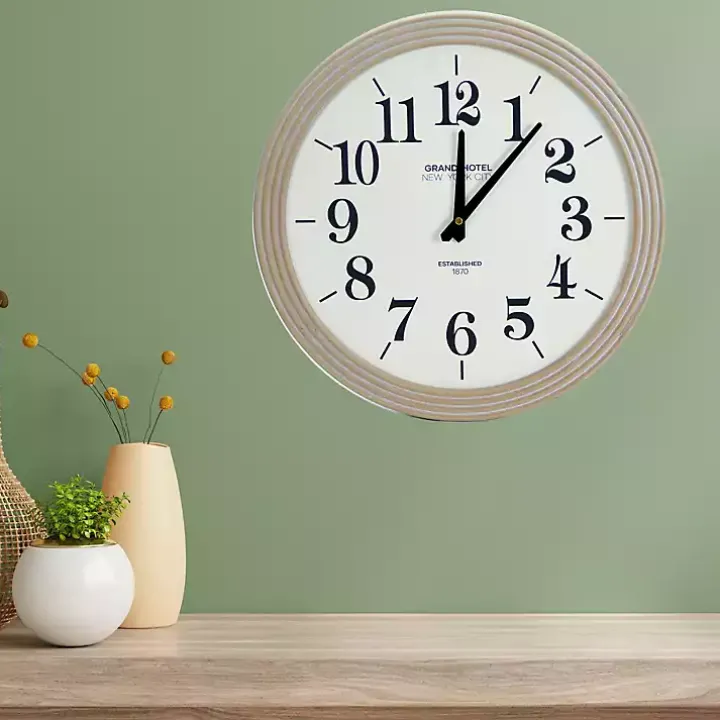Round Natural Reed Frame Wall Clock