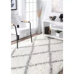 Shanna Diamond Area Rug, 5x7