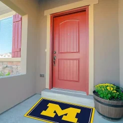 University of Michigan Area Rug, 3x4