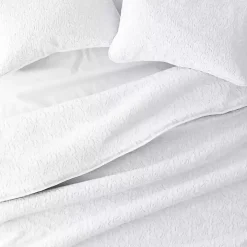 White Floral Stitch 2-pc. Twin Quilt Set