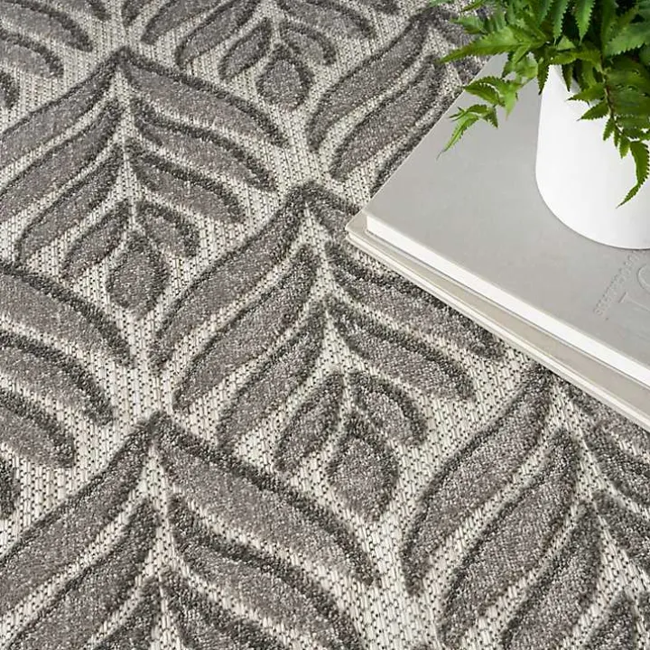 Aloha Gray Botanical Indoor/Outdoor Rug, 5x7