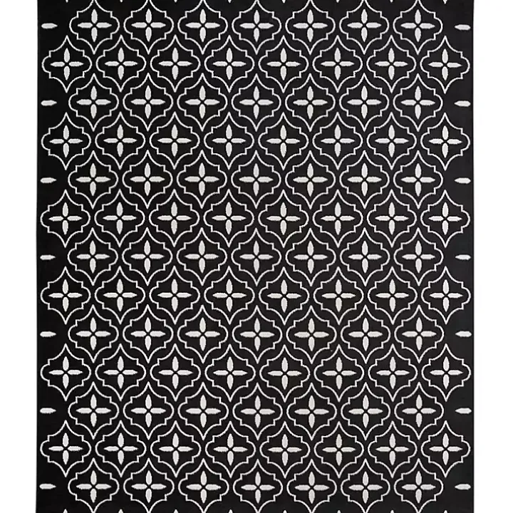 Black & Ivory Quatrefoil Indoor/Outdoor Rug, 5x7