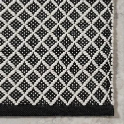 Black & White Trellis Indoor/Outdoor Runner, 3x8