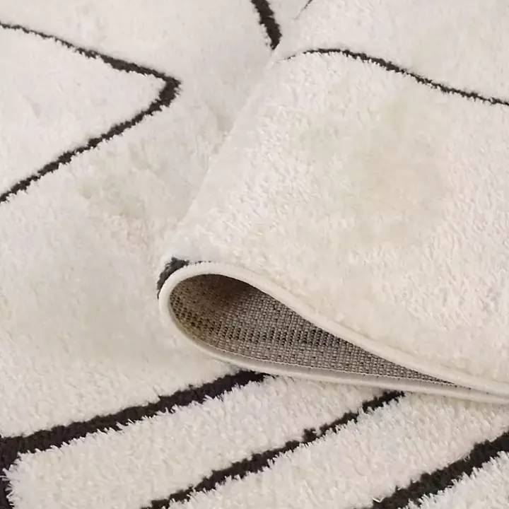 Black and Ivory Monotone Geo Area Rug, 5x7