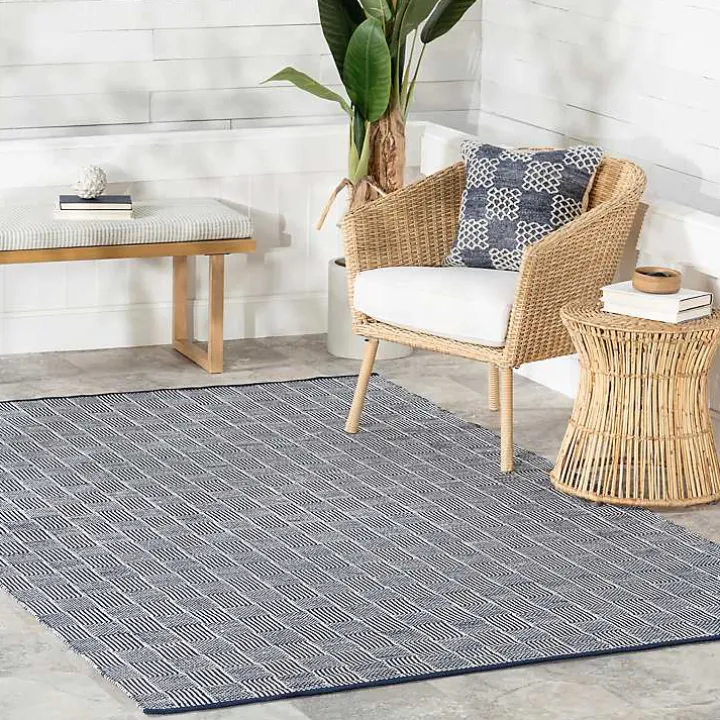 Blue & Ivory Checkered Indoor/Outdoor Rug, 6x9