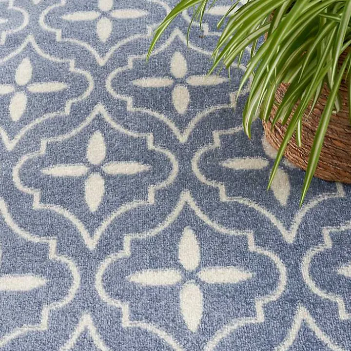 Blue & Ivory Quatrefoil Indoor/Outdoor Rug, 8x10