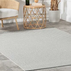 Blue & White Trellis Indoor/Outdoor Rug, 4x6