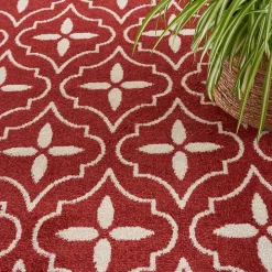 Brick & Ivory Quatrefoil Indoor/Outdoor Rug, 4x6