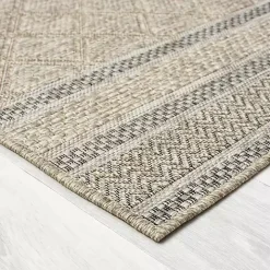 Brown Diamond Lattice Indoor/Outdoor Rug, 8x10