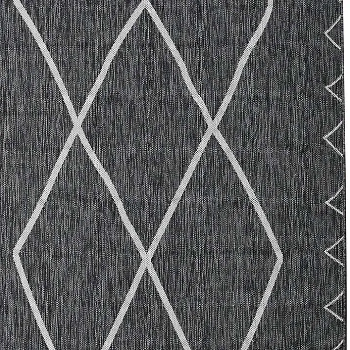 Gray Connected Diamond Outdoor Area Rug, 8x10