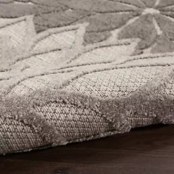 Gray Floral Burst Outdoor Area Rug, 7x10