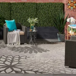 Gray Floral Burst Outdoor Area Rug, 7x10