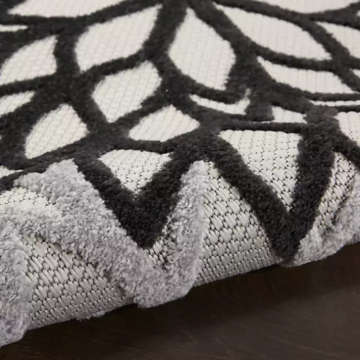 Gray Floral Burst Round Outdoor Area Rug