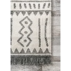 Gray Gretchen Tribal Outdoor Area Rug, 5x8
