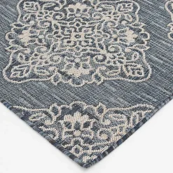 Gray Medallion Devora Indoor/Outdoor Area Rug, 7x9