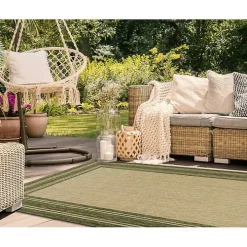 Green Framed Border Outdoor Area Rug, 7x9