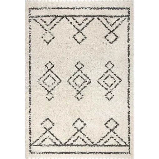 Macey Moroccan Diamond Area Rug, 5x8