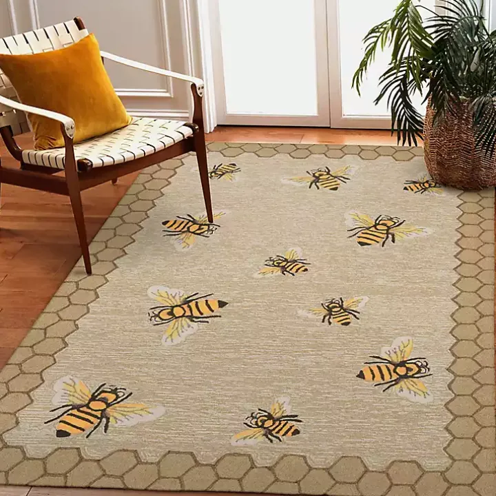 Natural Honeycomb & Bees Outdoor Accent Rug