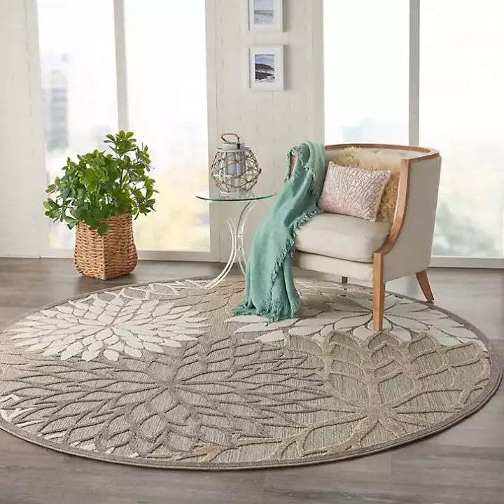 Neutral Floral Burst Outdoor Round Area Rug, 7 ft.