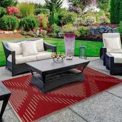 Red Primitive Arrow Outdoor Area Rug, 4x6