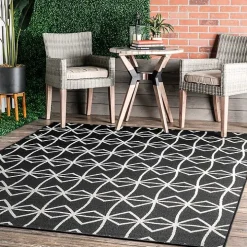 Sanford Gray Geometric Shapes Outdoor Rug, 8x10