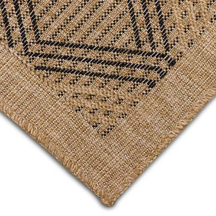 Tan & Black Diamonds Indoor/Outdoor Area Rug, 5x7