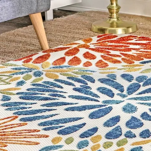 Multicolor Burst Indoor/Outdoor Area Rug, 5x8
